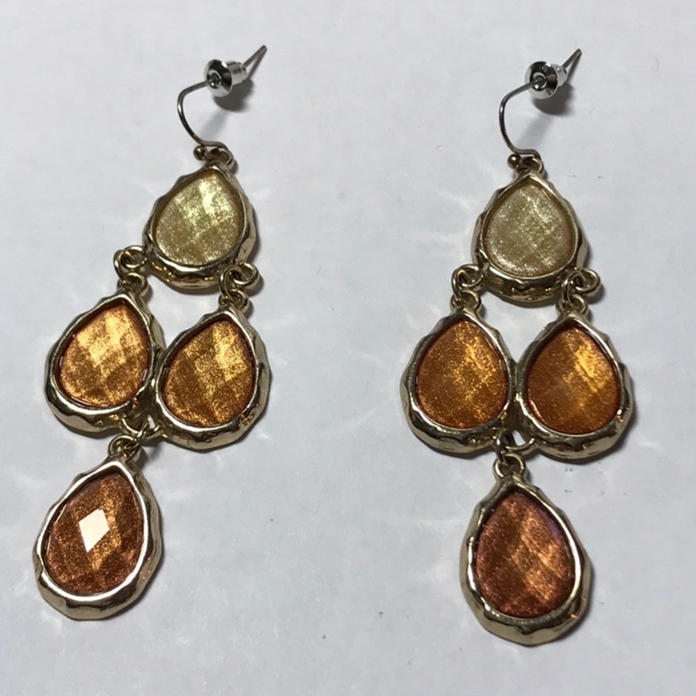 Copper tone dangle earrings, gold tone